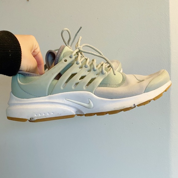 light green prestos